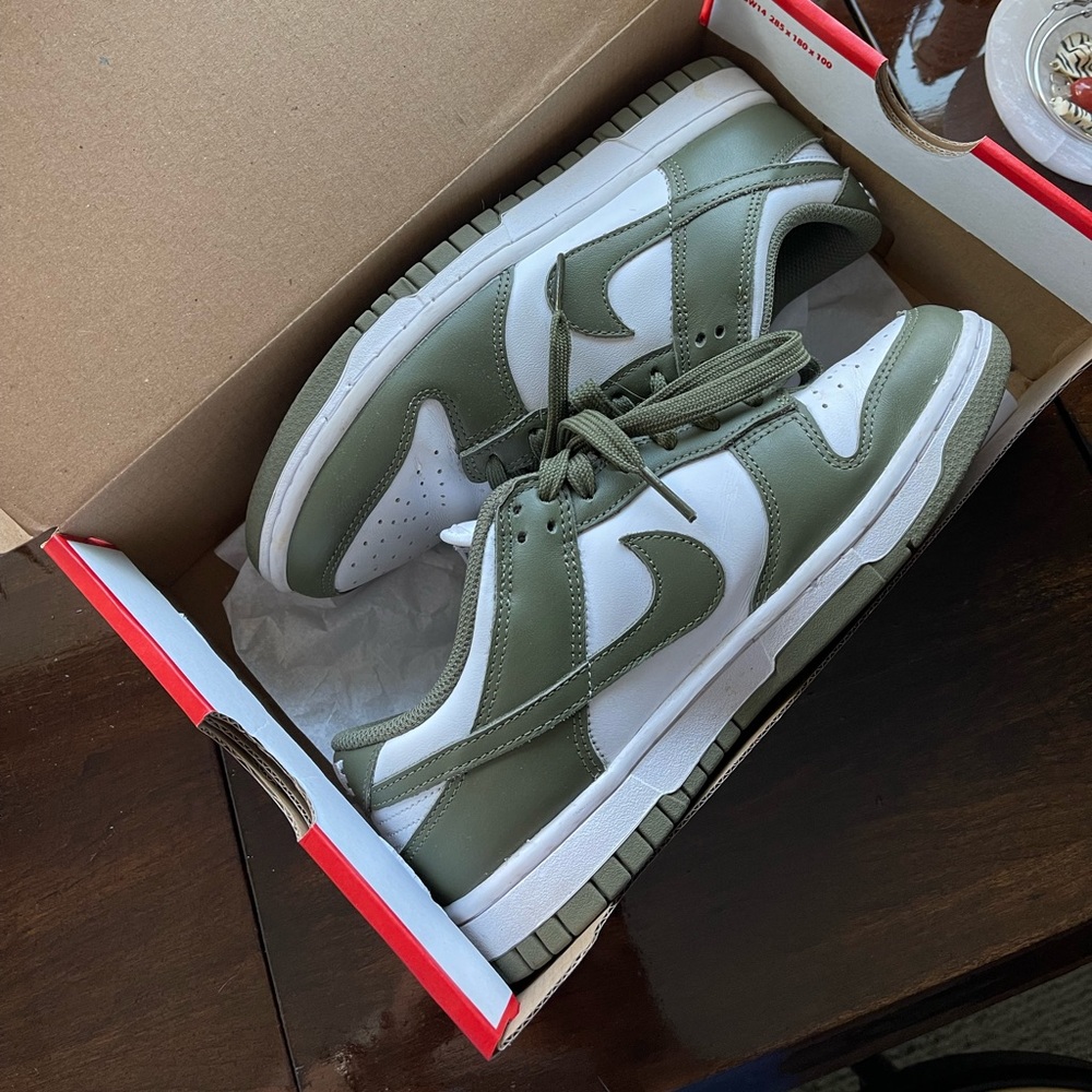 Women’s Nike Dunk Low - white/olive